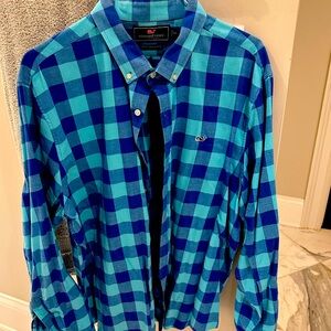 Vineyard vines flannel xxl mens shirt tucker style great condition